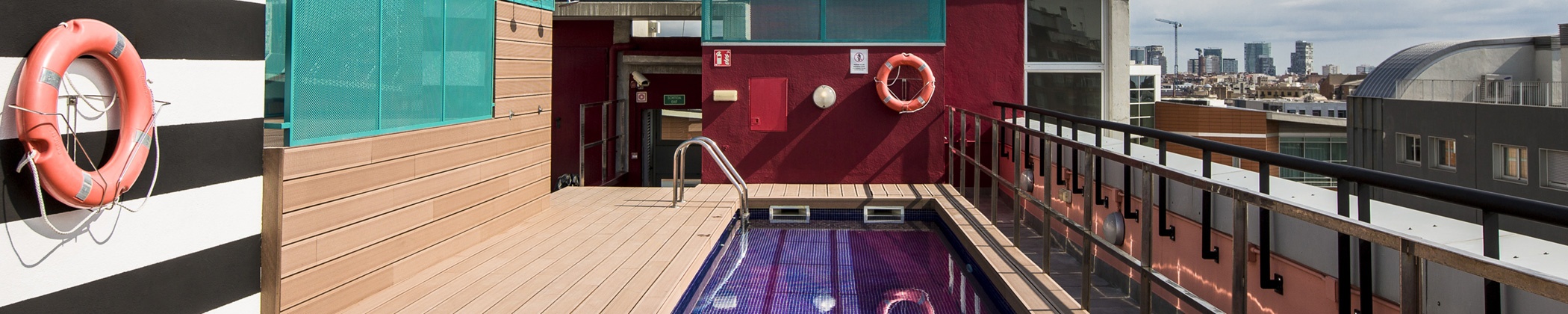 The Student Hotel Barcelone piscina