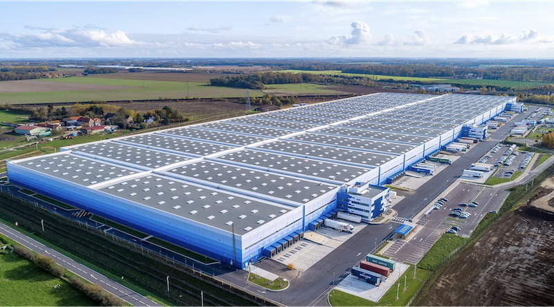 Conforama warehouse Tournan