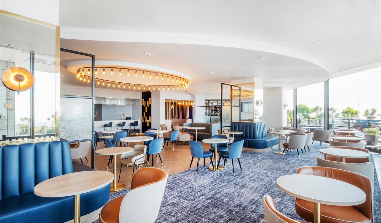 the view hotel lounge