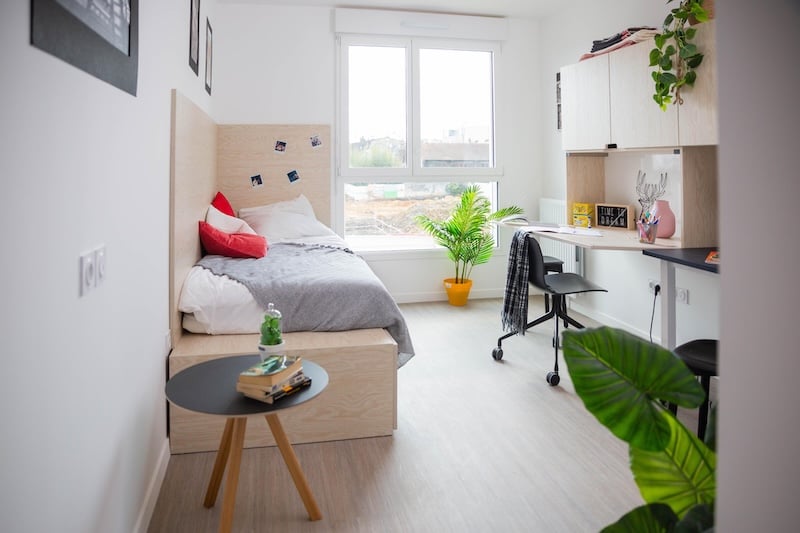 yugo-paris-ivry-studio-7-data